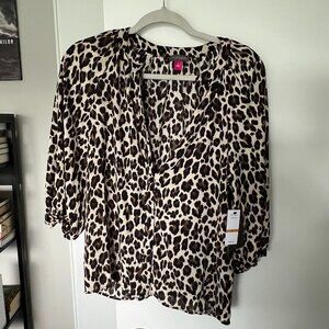 NWT Vince Camuto Cheetah Print Blouse Size Small